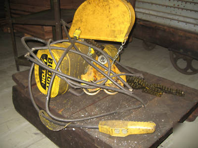 Budgit electric 1/2 ton chain hoist heavy duty