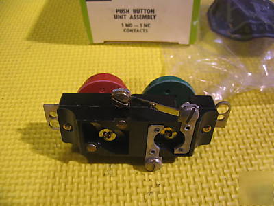 Allen bradley x-227108 pushbutton assy 800 series nos