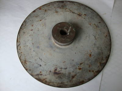 Disc for sharpening sheep shearing combs