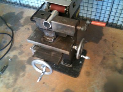 Abrasive belt notcher almi 100 b