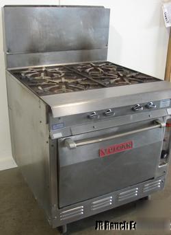 Vulcan four burner range with standard oven, nat gas