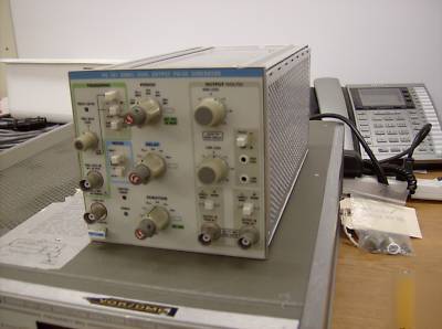 Tektronix pg 507 dual output 50 mhz pulse generator 