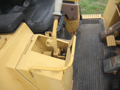 1995 caterpillar 953B 11K hr runs 100% ~crawler loader~