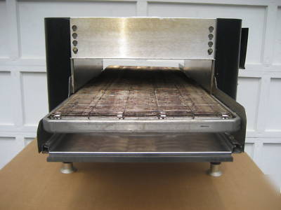 Apw wyott,conveyor ,pizza ,oven,convection,1422 ez ii 2