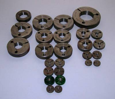 Lot of 26 thread go/nogo gages in good condition
