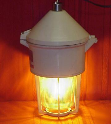 Hps 100 watt hazlux hazardous explosive location light