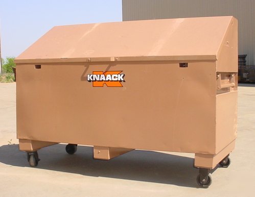 Knaack storage job site chest gang box slant top 3068 