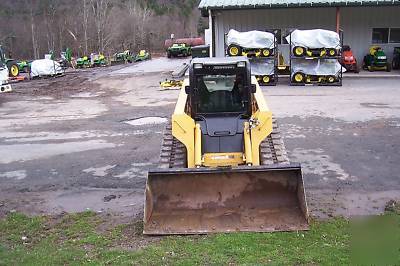 Skid steer track loader john deere CT332