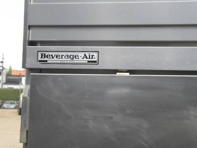 *****beverage air 3 door cooler... 