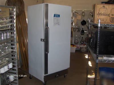 *****beverage air 3 door cooler... 
