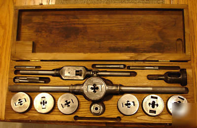 Nice antique greenfield tap and die set with case