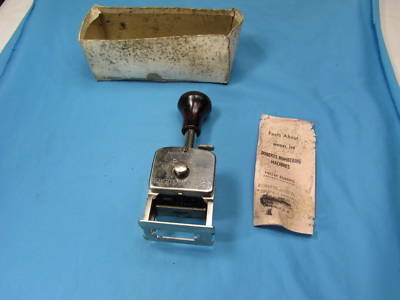 Vintage roberts numbering machine model 190