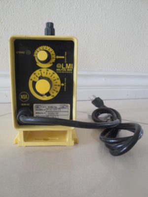 Lmi milton roy P141-351TI metering pump