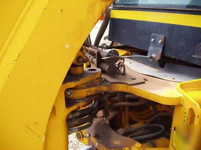 Jcb 214 backhoe 4X4