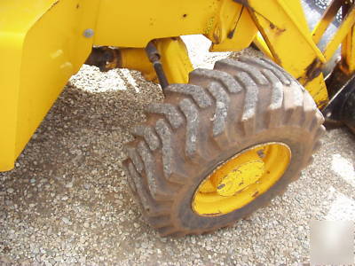 Jcb 214 backhoe 4X4