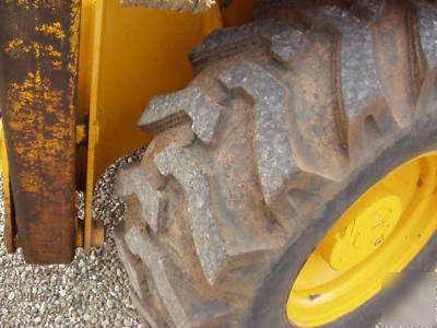 Jcb 214 backhoe 4X4