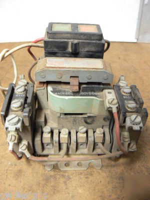 Ge CR106B1 size 0 start-stop motor starter 600V 5 hp 