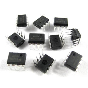 20PCS NE555 general bipolar precision timer dip [ZA72]