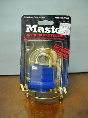 Usa master lock 1 1/2 steel keyed outdoor padlock 