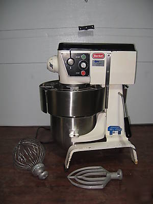 Berkel 20 quart mixer w/ bowl, guard, paddle & whip