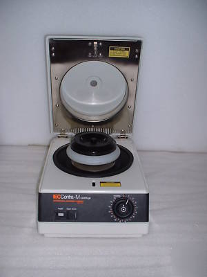 Iec centra-m centrifuge with rotor exc. condition