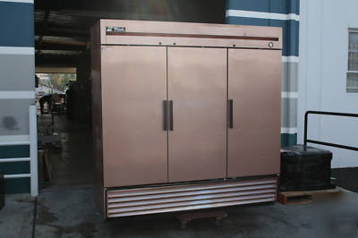 True 3 door reach in refrigerator rare tc-72 model 